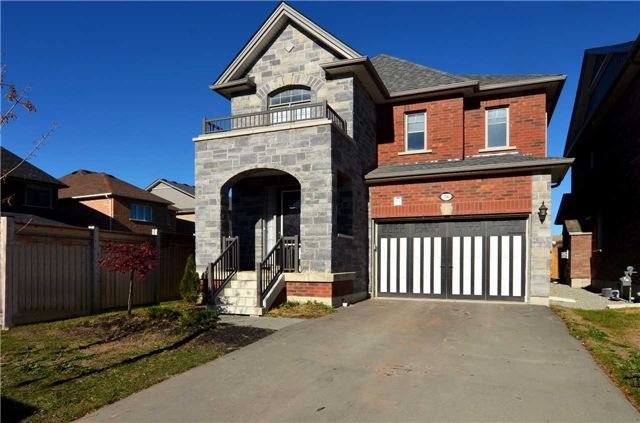26 Holt Dr Alliston - Ted Tesseris