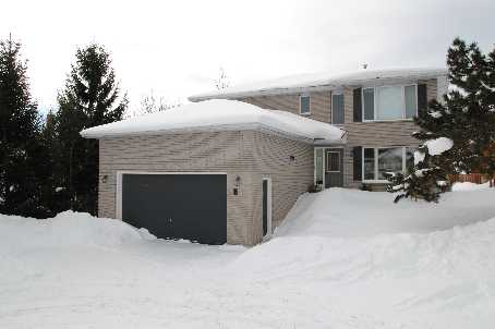 8 Gaskin Court Barrie - Ted Tesseris