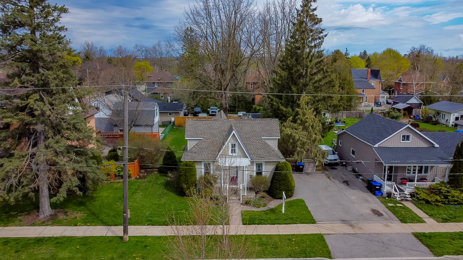 108 Wellington St E Alliston - Ted Tesseris