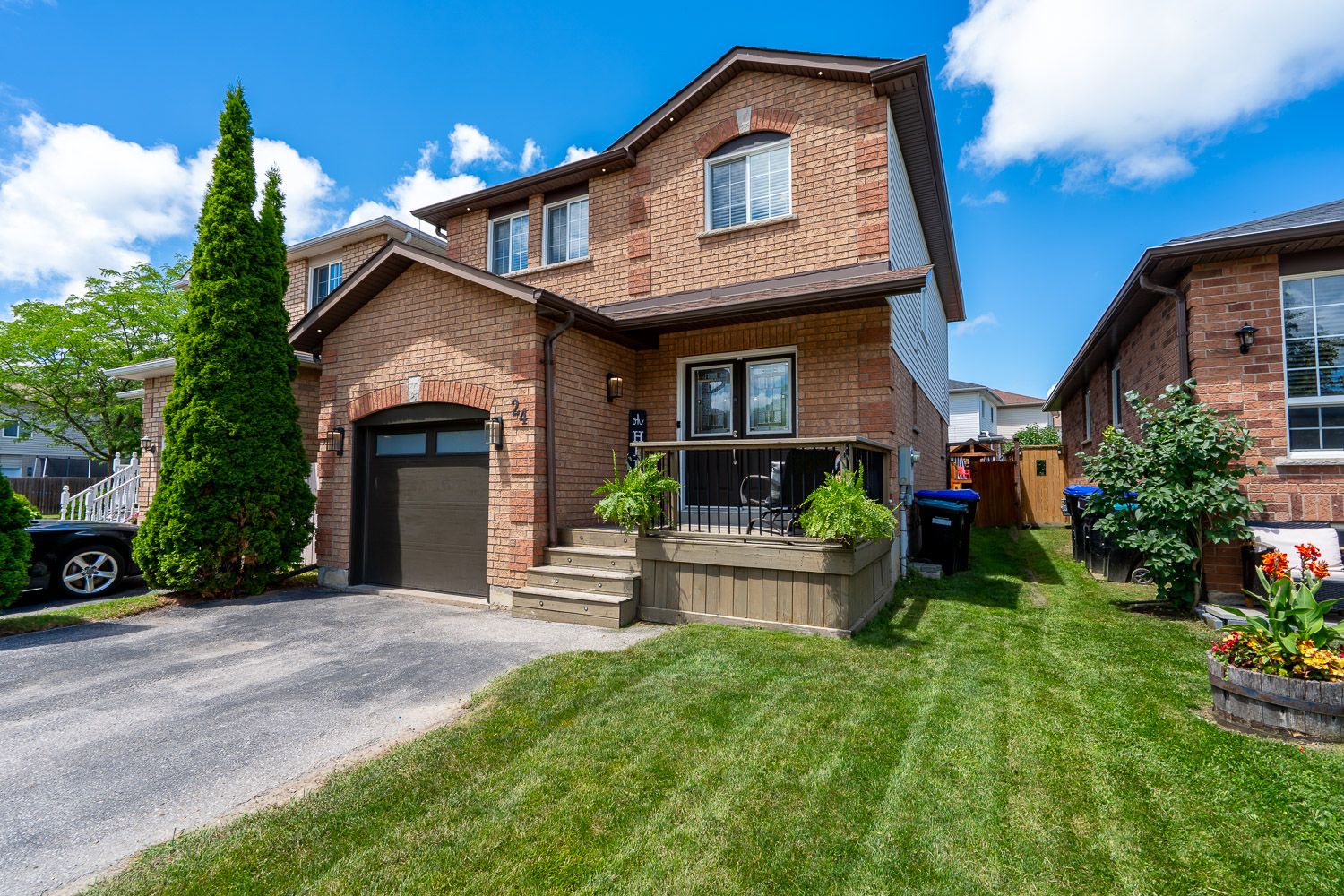 24 Kate Aitken Cres Beeton - Ted Tesseris