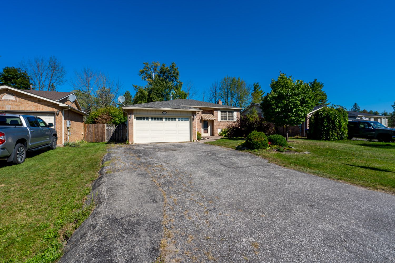 13 McCarthy Cres Angus - Ted Tesseris