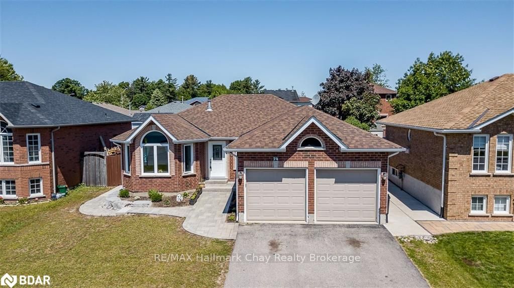 74 Marsellus Dr Barrie - Ted Tesseris