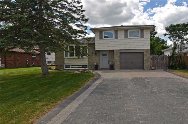 232 Centre St N Beeton - Ted Tesseris