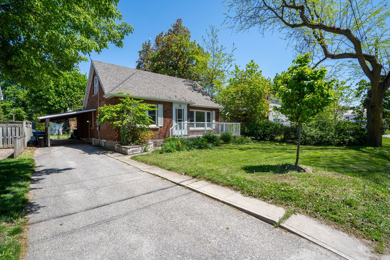 43 Church St S Alliston - Ted Tesseris