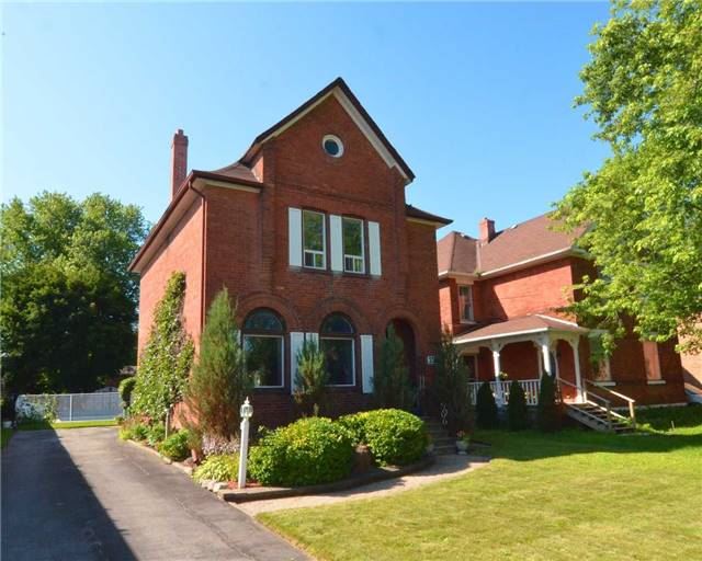 33 Main St W Beeton - Ted Tesseris