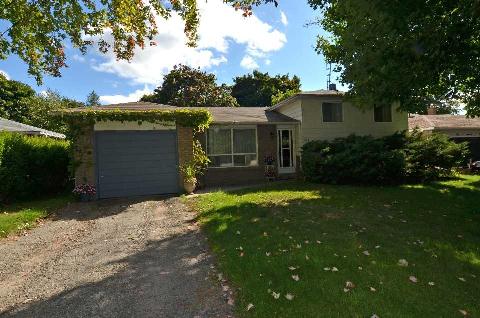 167 Main St W Beeton - Ted Tesseris